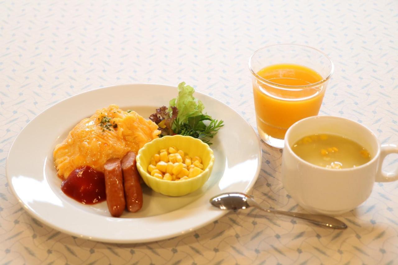 Hotel Front Inn Fukuoka Airport Bagian luar foto